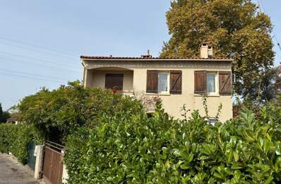 Villa T7 quartier paisible — photo du bien