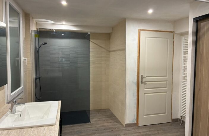 Villa T7 quartier paisible — photo 3