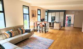 Maison 6 Pièces 230 m² à vendre à Brunstatt-Didenheim (68350)
