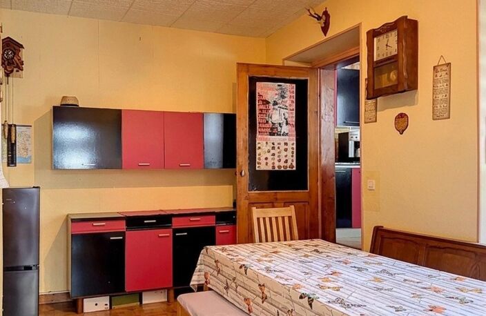 Maison de caractère  180 m²  8 pièces — photo 3