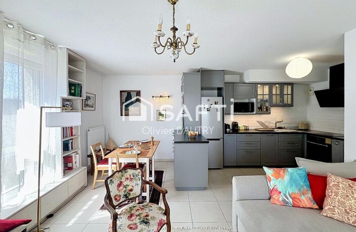 Appartement 2 chambres - Lumineux avec terrasse - Parking — photo 4