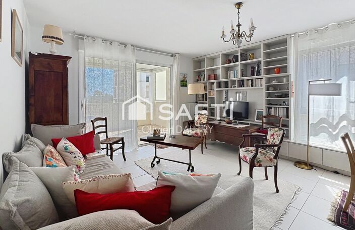 Appartement 2 chambres - Lumineux avec terrasse - Parking — photo 5