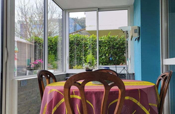 Appartement T2 avec véranda, terrasse, place de parking, carpot et garage à Saint-Ferjeux. Au calme. — photo 3