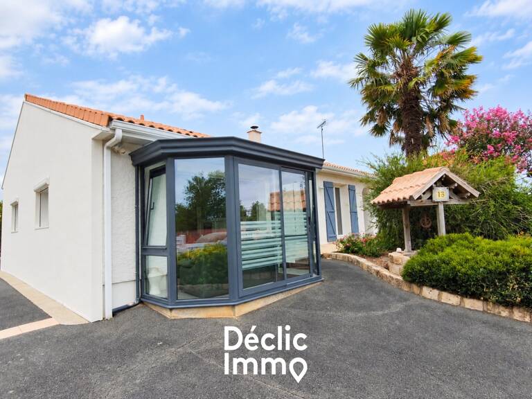 Maison plain-pied 134 m² - 3 chambres - Garage - Mouilleron de captif — photo 1