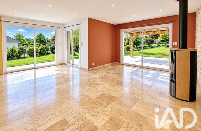 Vente Maison/villa 5 pièces — photo 2