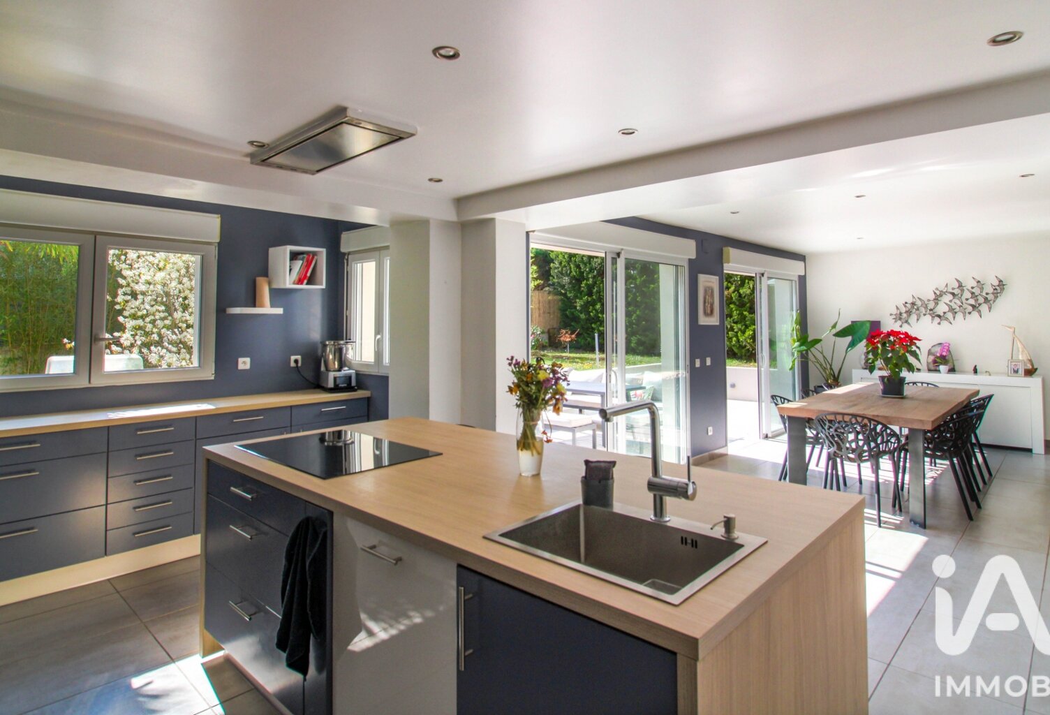 Vente Maison/villa 9 pièces — photo 1