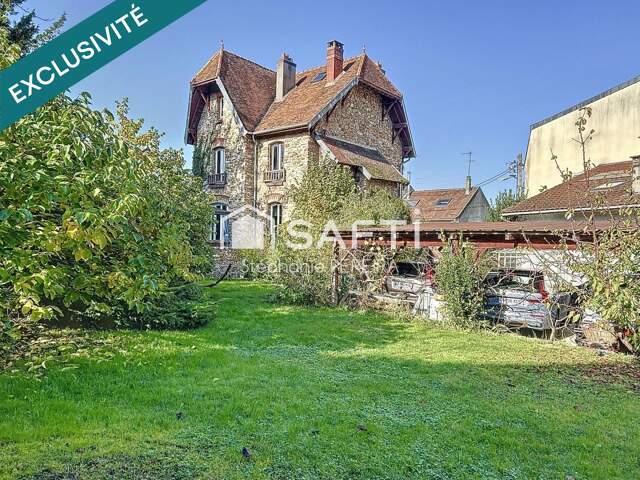 Maison de Maître en Meulières avec dépendances — photo du bien