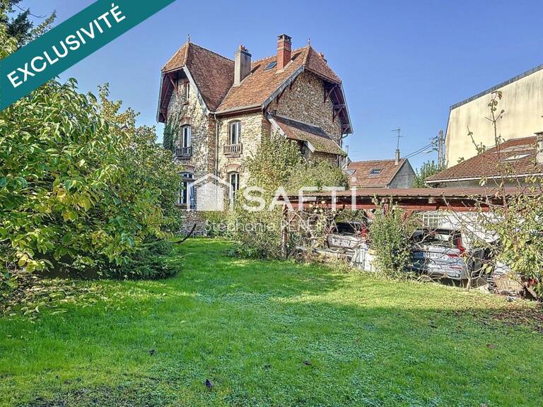 Maison de Maître en Meulières avec dépendances — photo 1