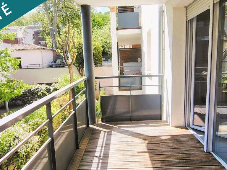 Studio avec balcon, vendu loué, parking inclus — photo 1