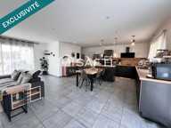 Maison-plain-pied 130 m²  5 chambres  Terrain 1 070 m²  Piscinable- borne électrique pour recharger voiture. — photo 3