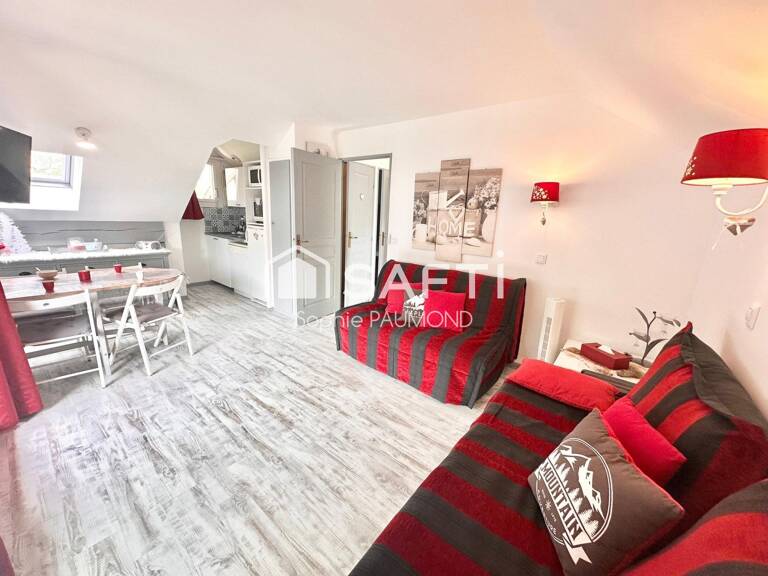 T2 rénové avec vue et exposé Sud, Est et Ouest — photo 1