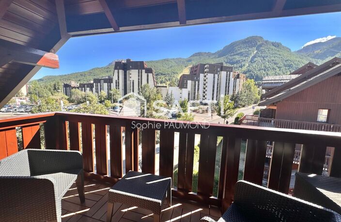 T2 rénové avec vue et exposé Sud, Est et Ouest — photo 4