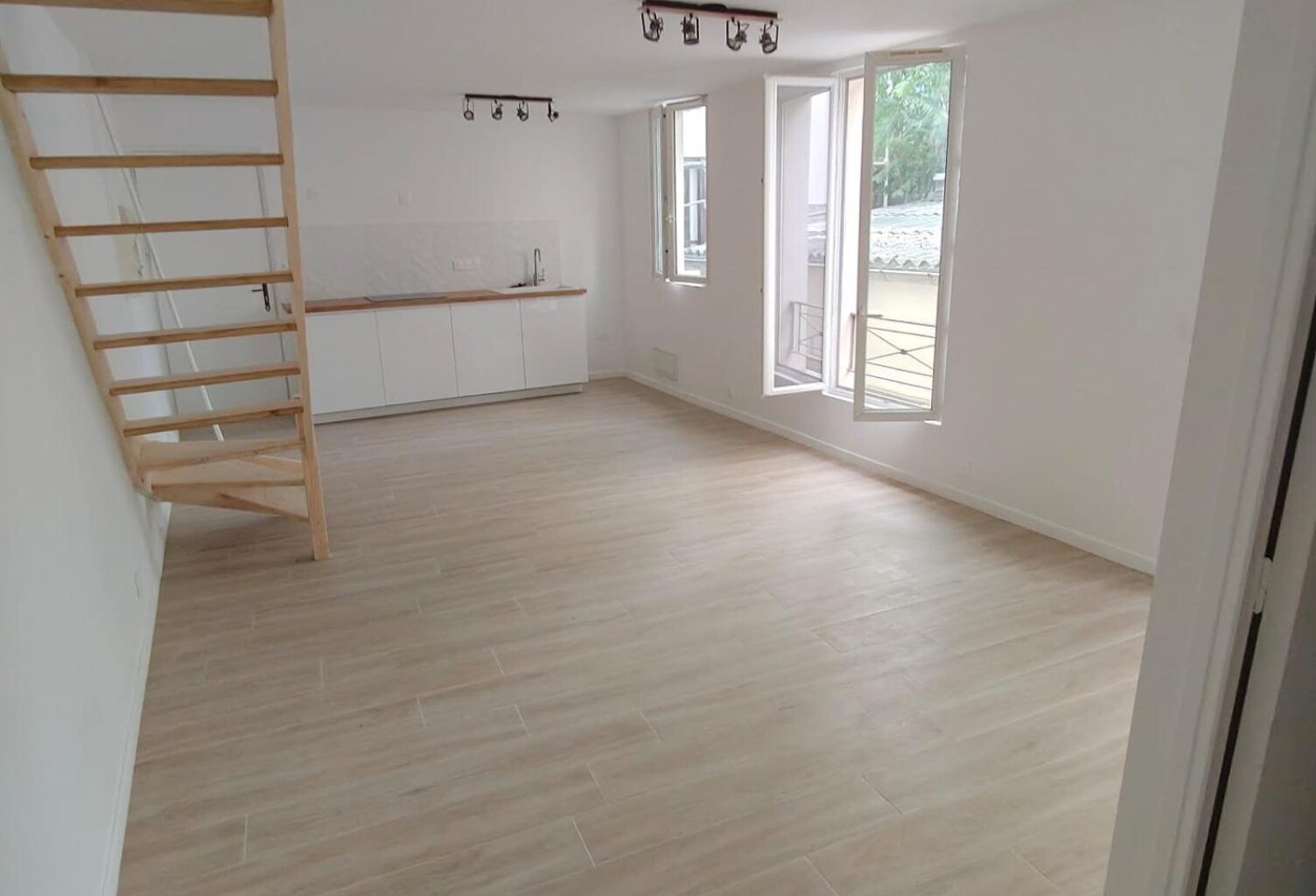 T2/3 refait à neuf + DPE C + combles aménagés 40m² — photo 1