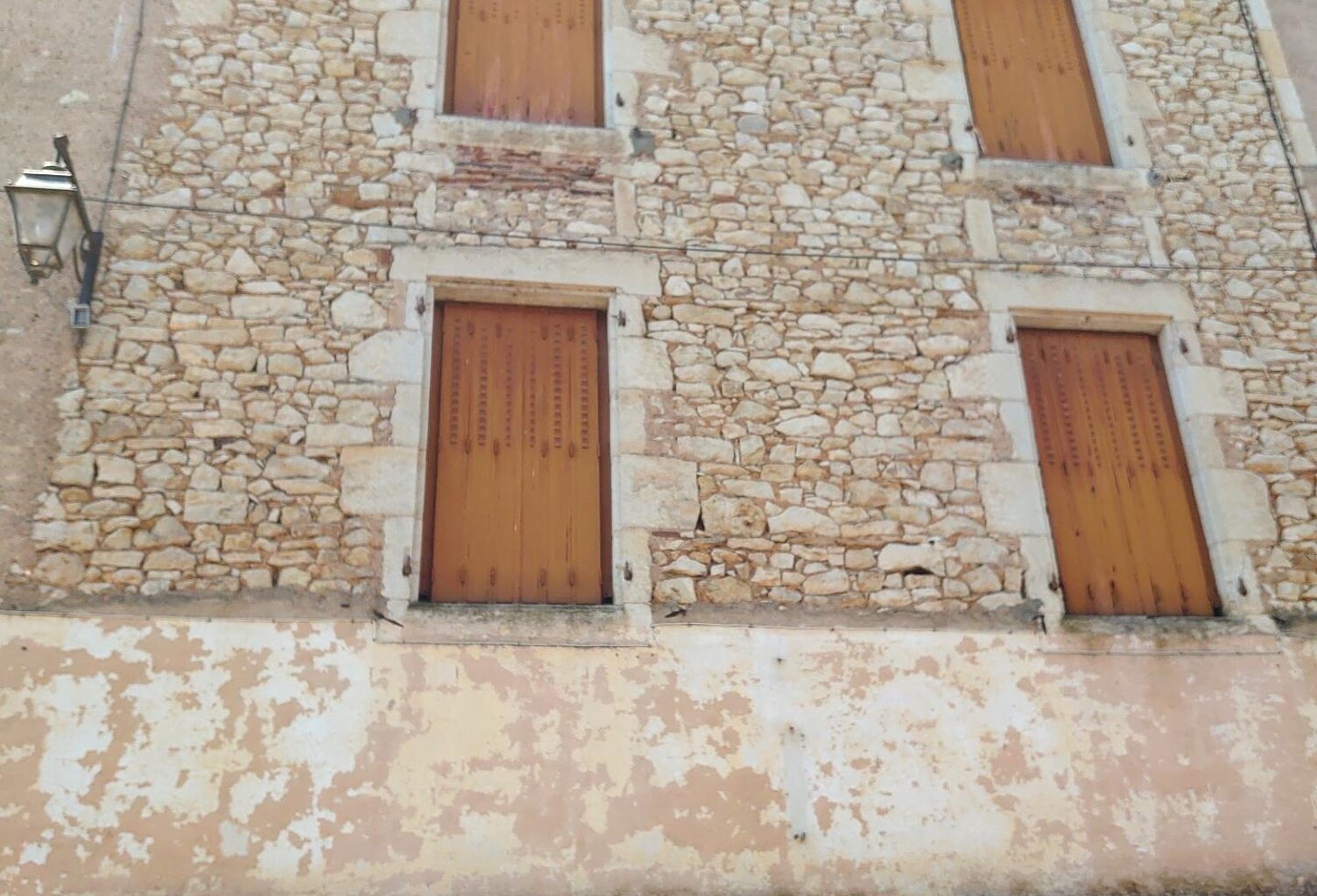 GRAND POTENTIEL ET BELLE OPPORTUNITE DE RENOVATION — photo 1