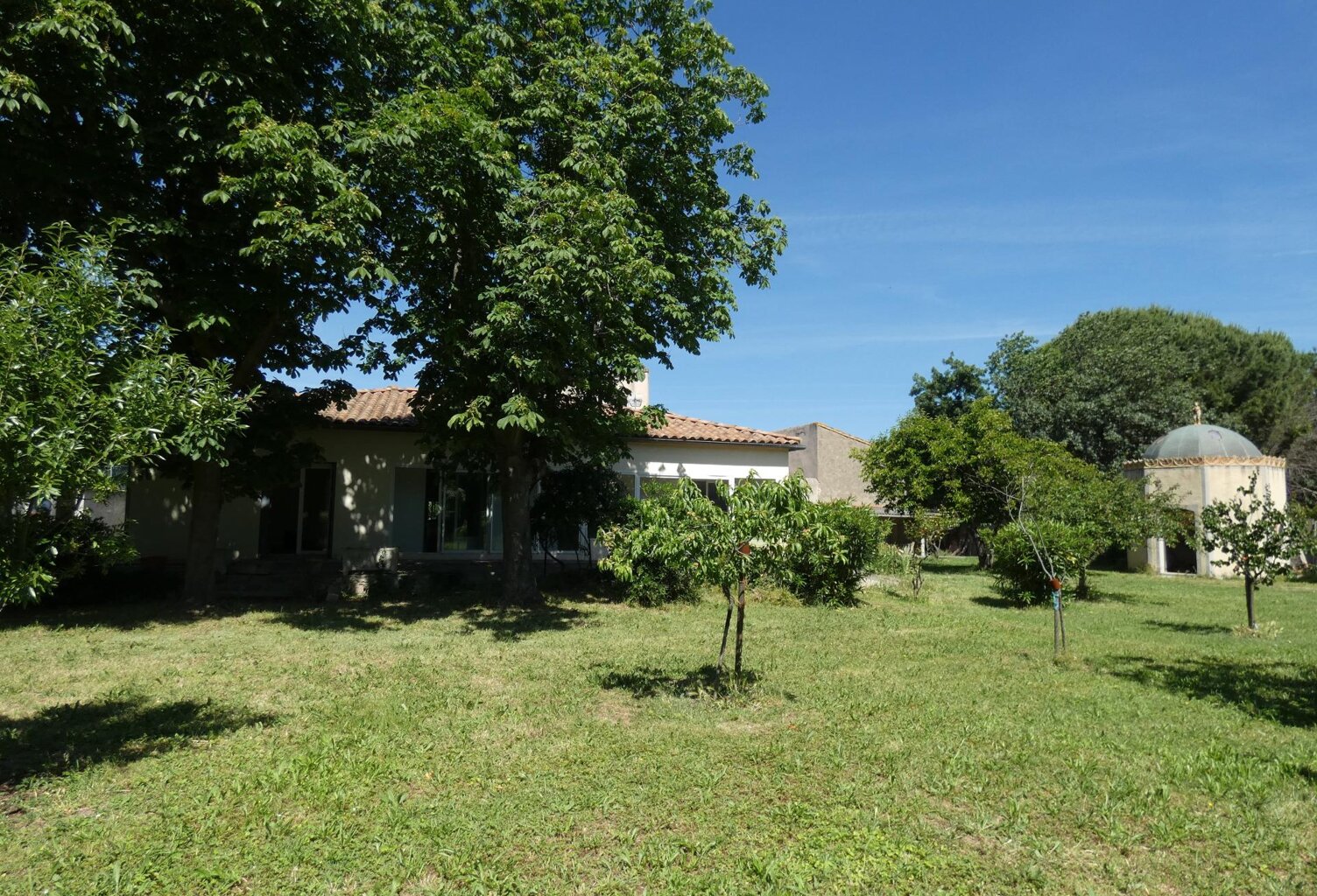 Villa 130m² + dépendance de 50 m² pour revenu locatif l'ensemble sur terrain de 2434m² — photo 1