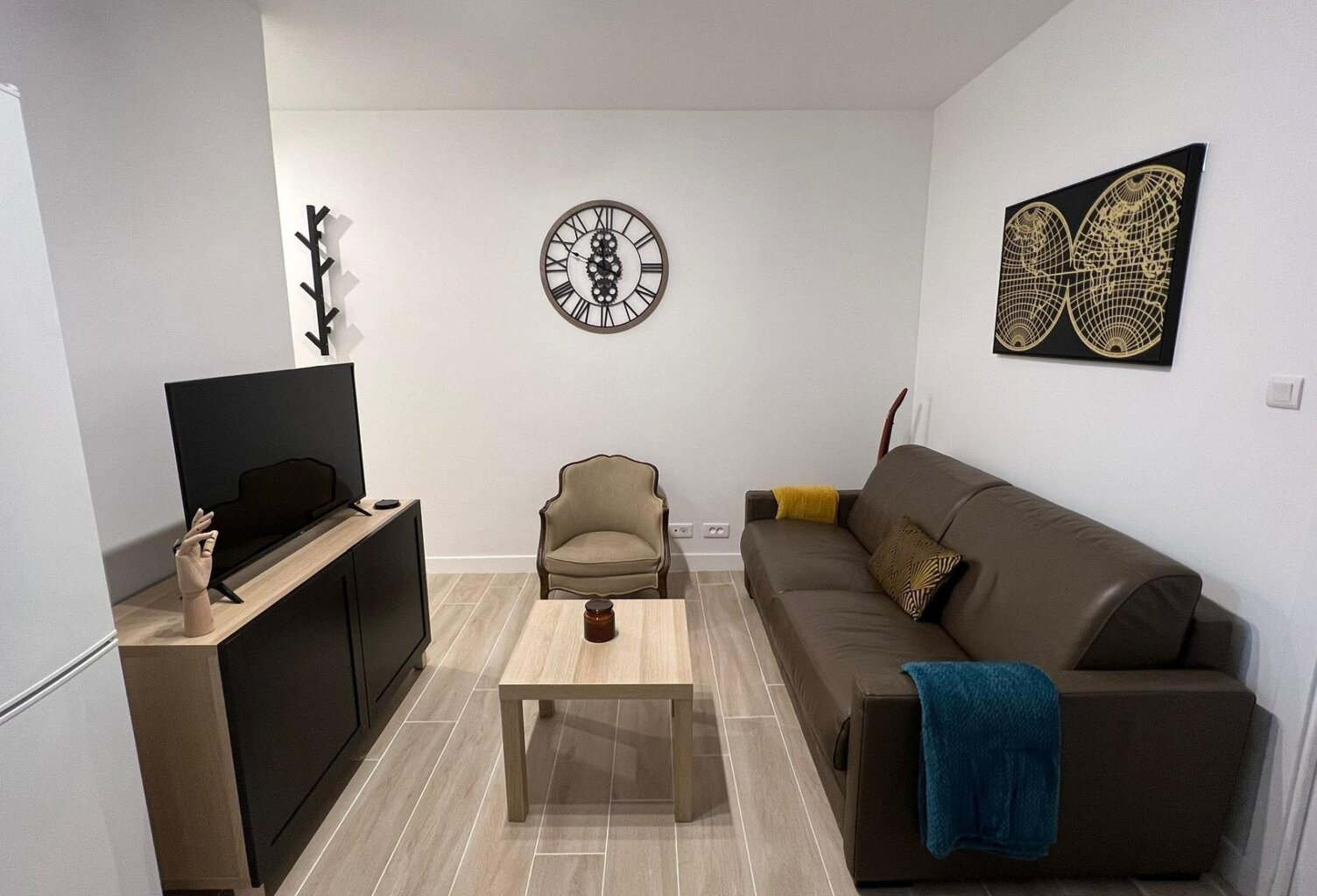 Appartement refait à neuf + combles total à saisir — photo 1