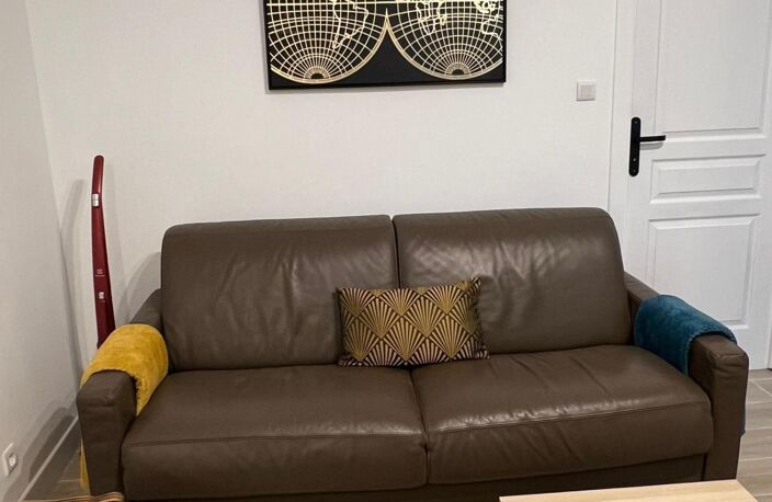 Appartement refait à neuf + combles total à saisir — photo 3