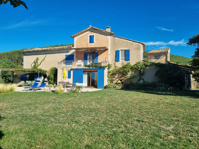 Maison avec Gîtes — photo 1