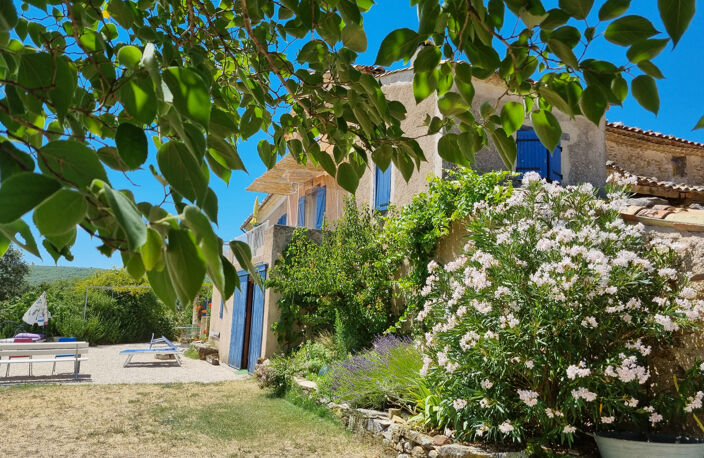 Maison avec Gîtes — photo 3