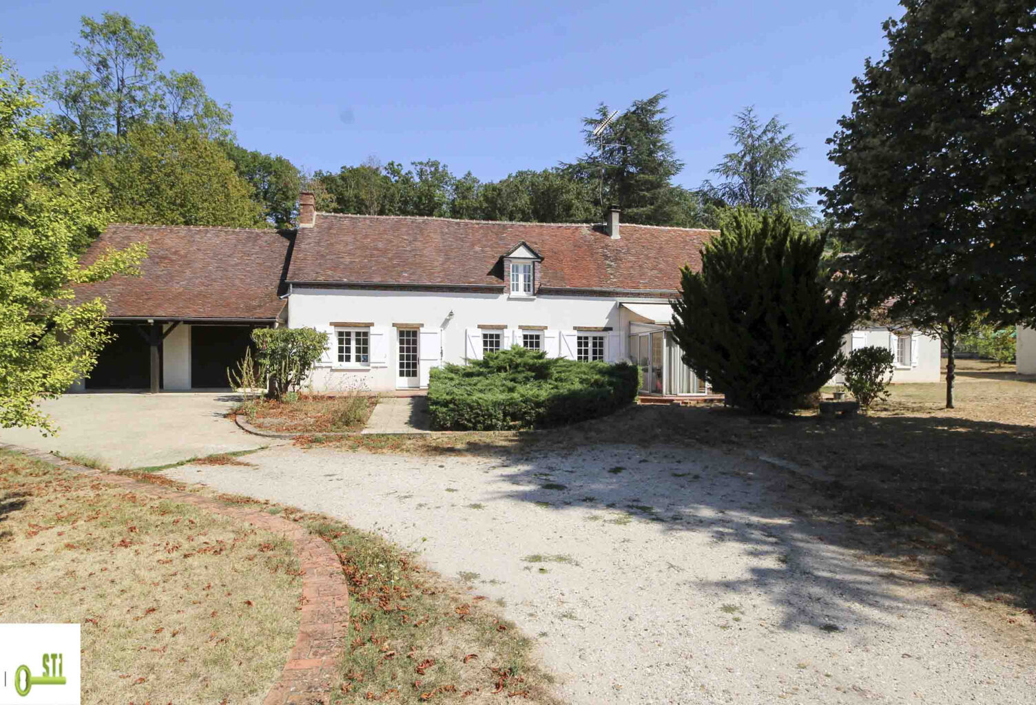 Longère avec maison d'amis et dépendances — photo 1