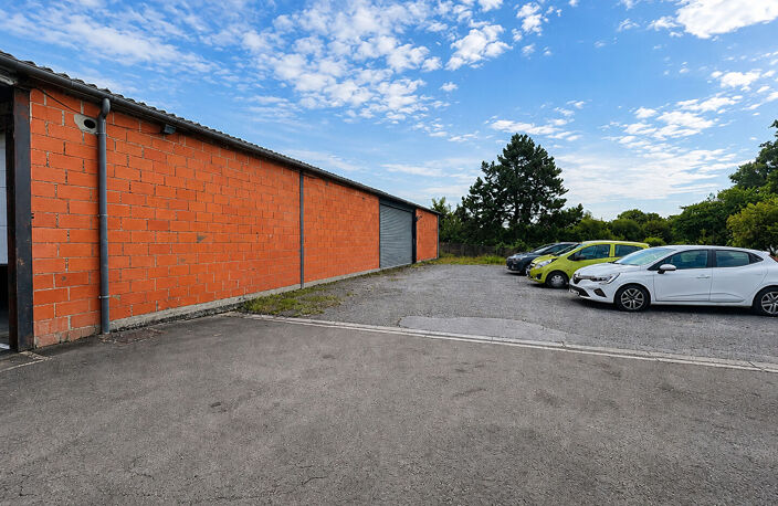 RARE, Bâtiment de 450 m² à fort potentiel : Activité, stockage ou projet de loft(s) — photo 5