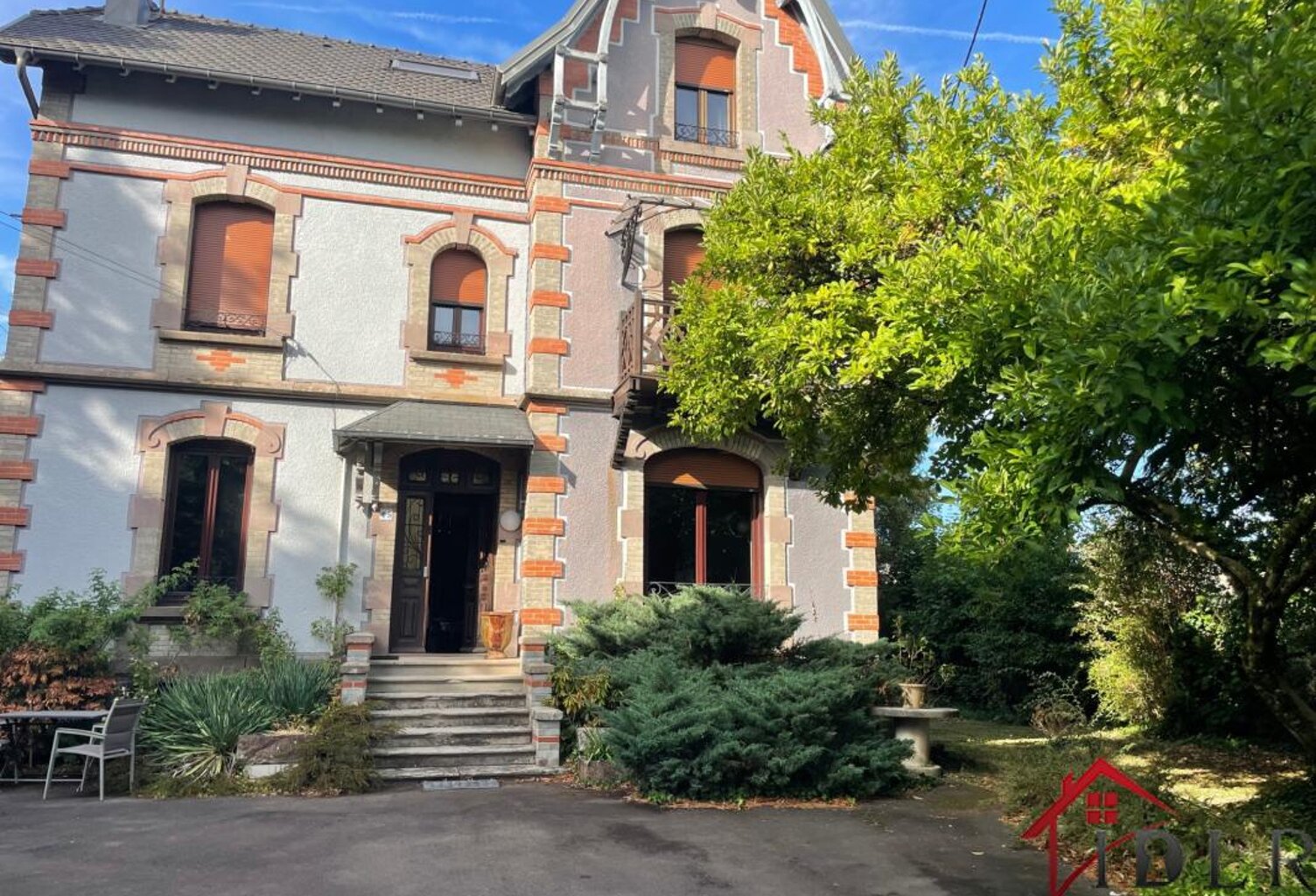 Elégante propriété de charme de 190 M2 habitables — photo 1