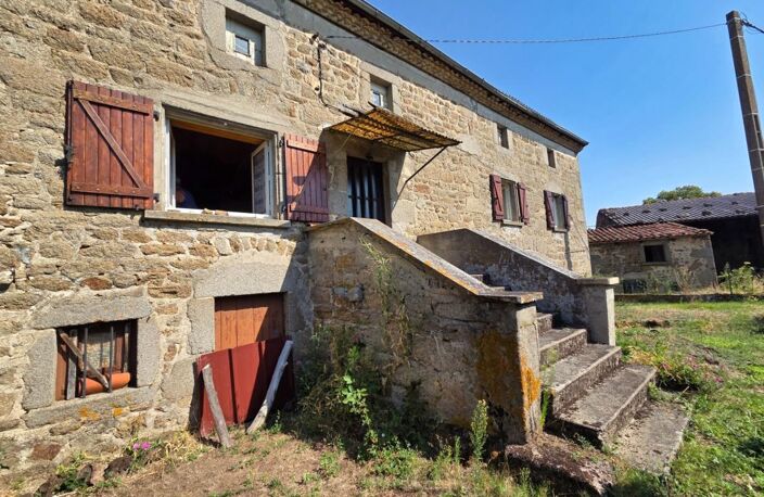*** EXCLUSIVITE ***  À RENOVER - MAISON EN PIERRE AVEC JARDINET ET DEPENDANCES *** ISSERTEAUX 63270 *** — photo 3