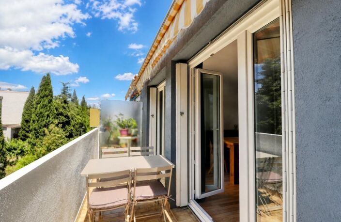Appartement 6 pièces - Dernier étage - 4 Chambres - Bureau - Terrasse - Parking privé - Cave - Tram Ligne 4 — photo 3