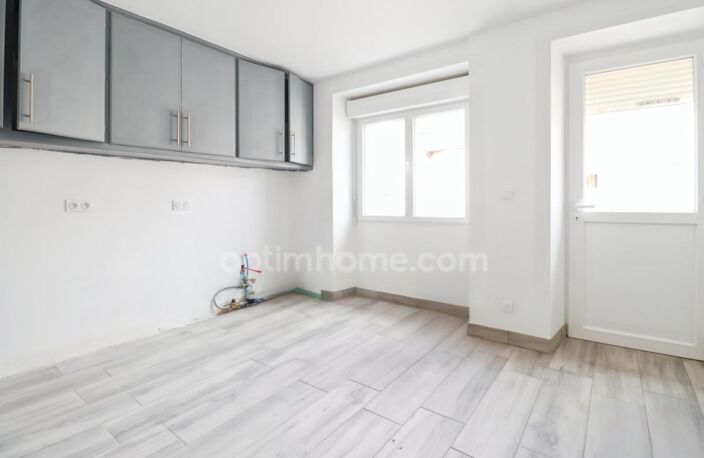 EXCLUSIVITE - Maison 82 m² - 4 pièces - 2 Chambres - Grange/Garage - terrain 520 m² - DOMPIERRE LES EGLISES (87) — photo 5