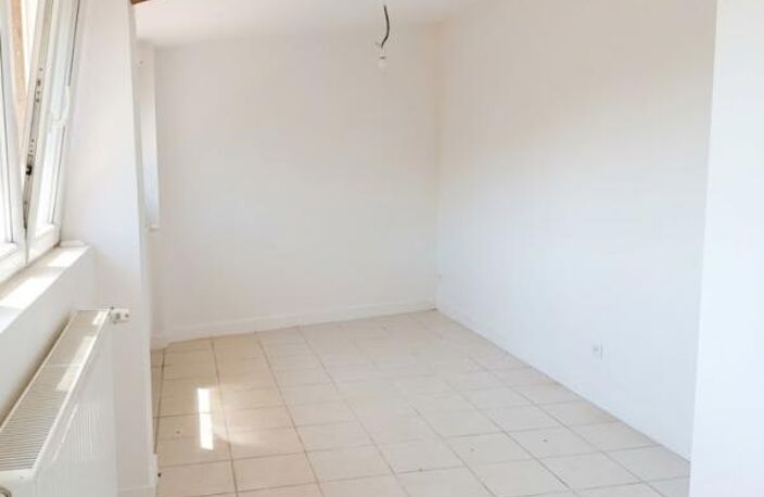 Maison à vendre 5 pièces THIERS (63) — photo 2