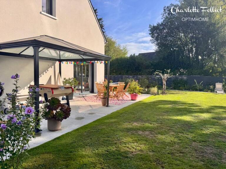 Maison contemporaine avec jardin paysagé à Pleurtuit — photo 1