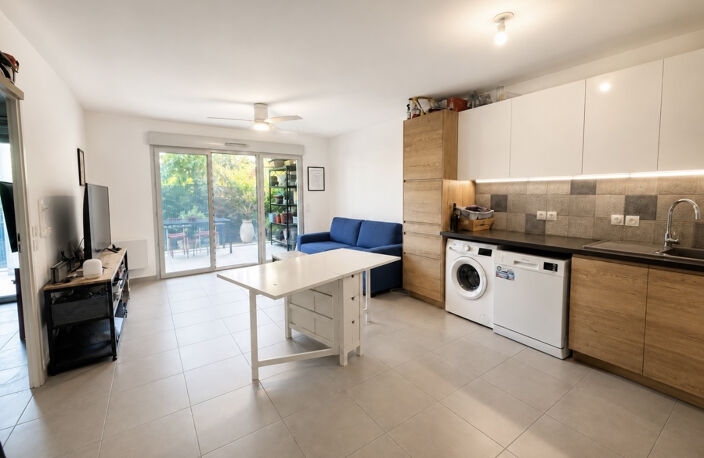 PIERREFEU DU VAR RARE A LA VENTE Bel appartement récent T2 avec terrasse, jardin et 2 parkings — photo 3