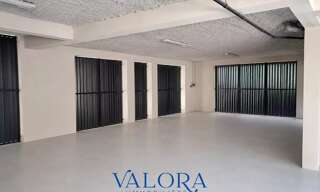 Garage  75 m² à vendre à Saint-Rémy-de-Provence (13210)