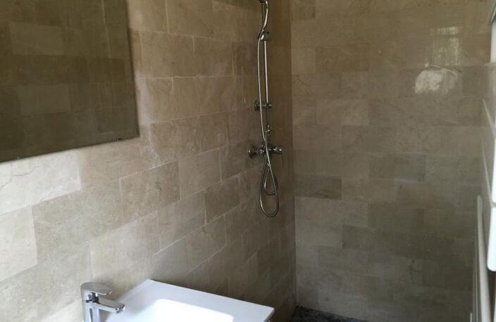 T3 — photo 3