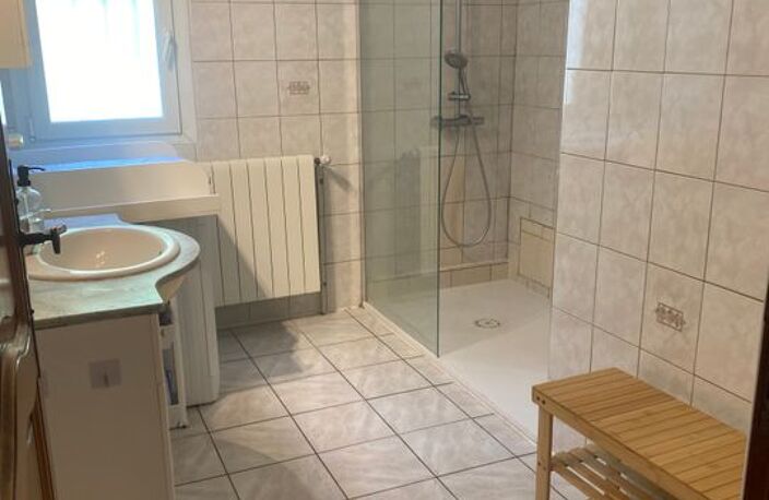 Maison de 110m2 à louer sur Forcalquier — photo 4