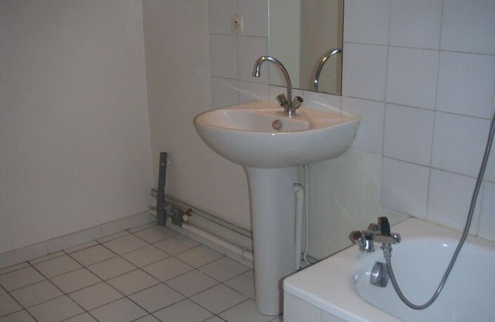 Appartement de 57m2 à louer sur Saint-Étienne — photo 3