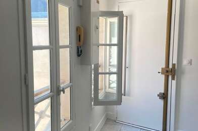 Appartement 3 pièces 2100 €