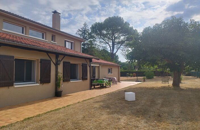 Maison de 214m2 à louer sur Graulhet — photo 2