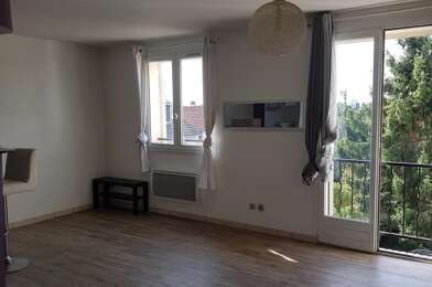 Appartement 2 pièces 820 €