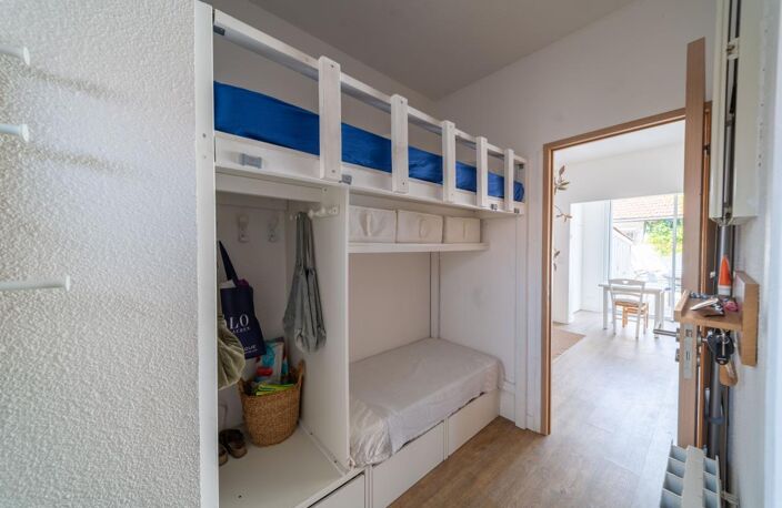 Appartement À Vendre — photo 2