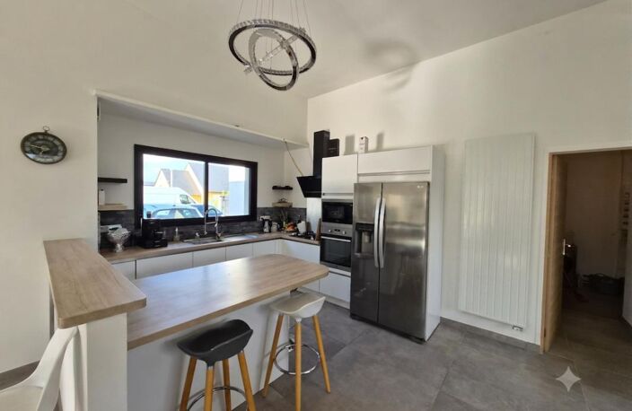 Superbe maison de plain pied  / 5 pièces 137 m2 sur terrain de 505 m² clos — photo 4