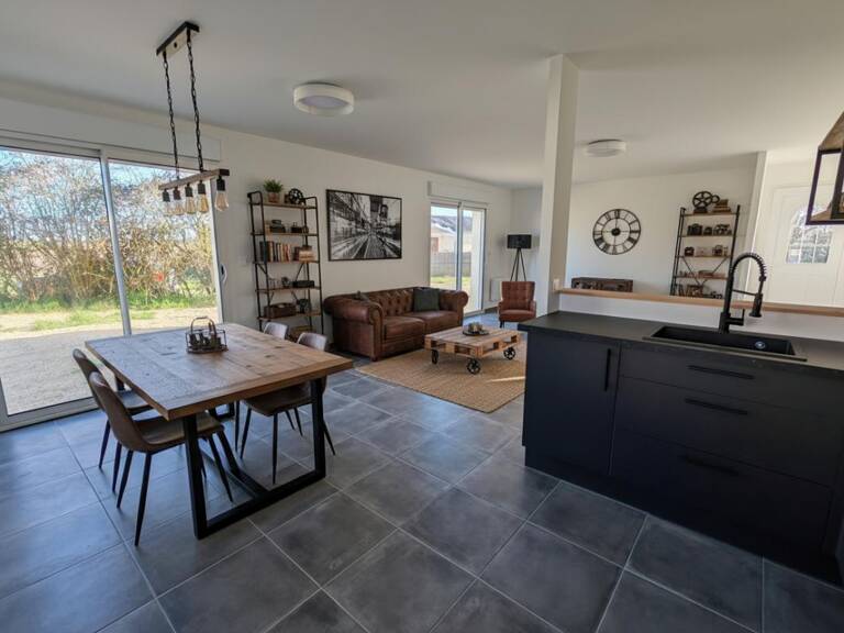Maison neuve de plain pied  de 101 m2 secteur Civray, 3 chambres, jardin — photo 1