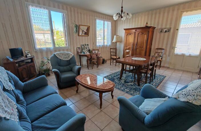Maison de 185 m2  à Bignoux , 5 chambres , jardin, cour, grange — photo 2