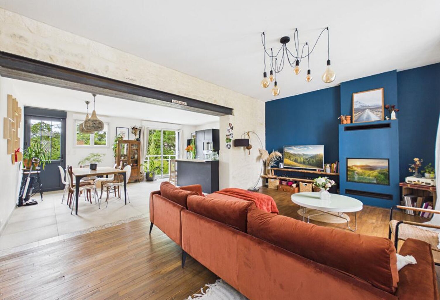 Maison de 110 m2 à Poitiers , quartier Chilvert, 3 chambres, jardin, vaste sous sol — photo 1