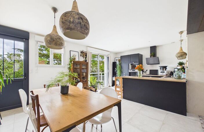 Maison de 110 m2 à Poitiers , quartier Chilvert, 3 chambres, jardin, vaste sous sol — photo 3