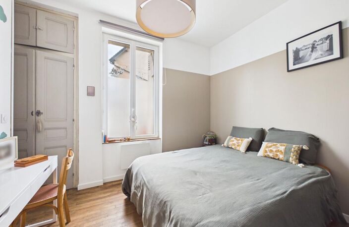 Maison de 110 m2 à Poitiers , quartier Chilvert, 3 chambres, jardin, vaste sous sol — photo 5