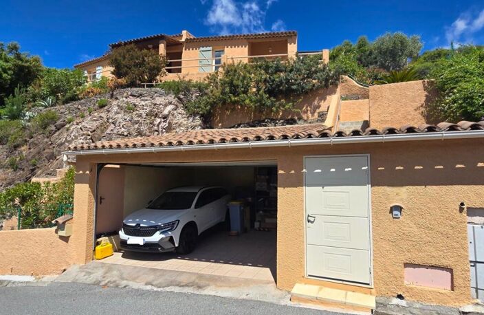Villa avec vue panoramique sur l'Esterel et garage 2 voitures — photo 2
