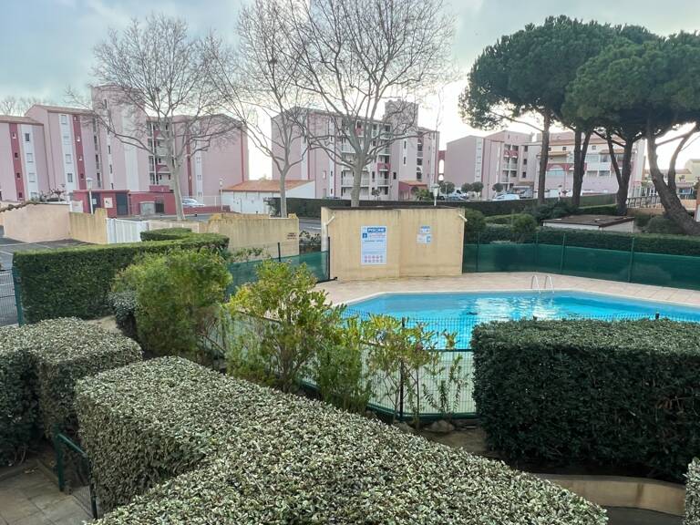 APPARTEMENT MEUBLÉ AVEC CABINE FERMÉE – LOGGIA 10M² – PISCINE & PARKING – LE CAP D'AGDE — photo 1