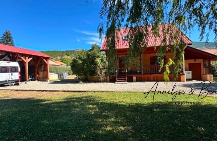 À vendre – Rare sur le secteur – Chalet à La Faurie (05) — photo 2