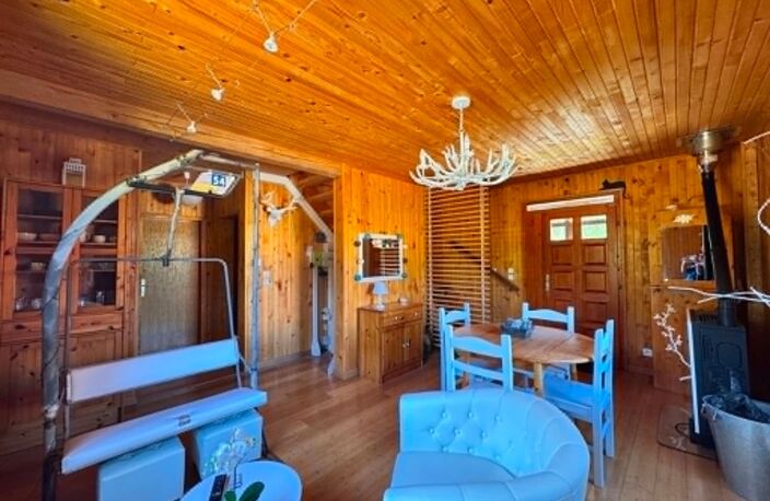 À vendre – Rare sur le secteur – Chalet à La Faurie (05) — photo 4